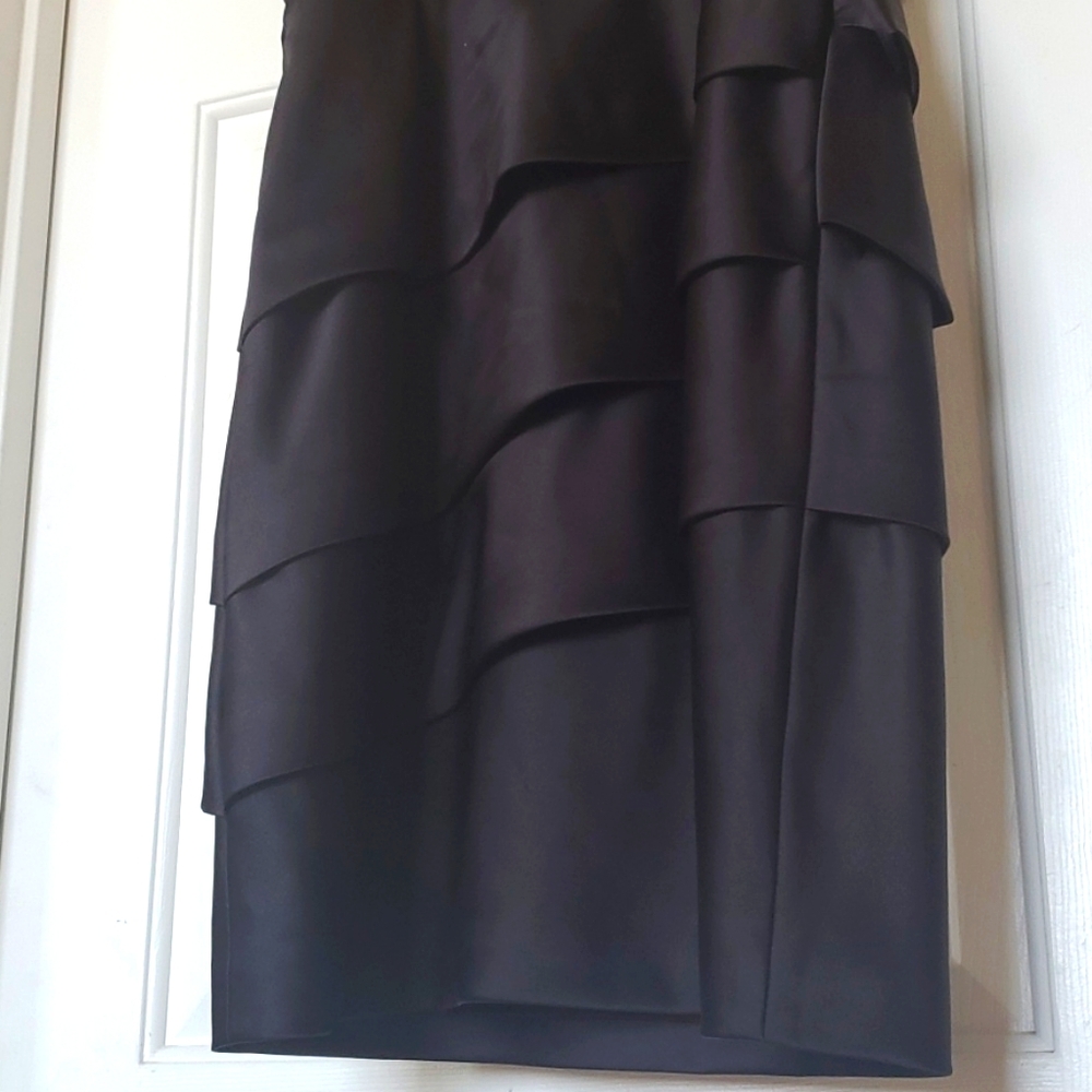 ๐บ3 For $10 JS Collections Cocktail Dress - Picture 10 of 16